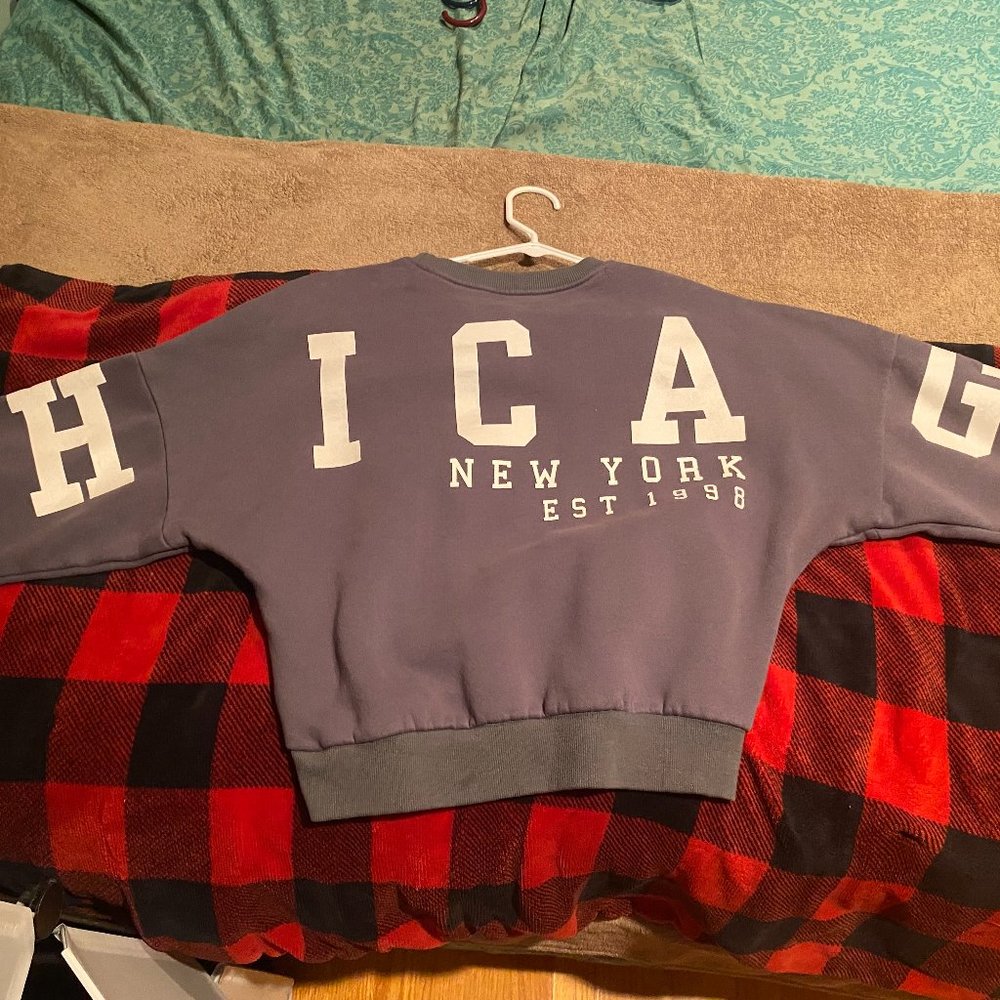 women's small sweatshirt